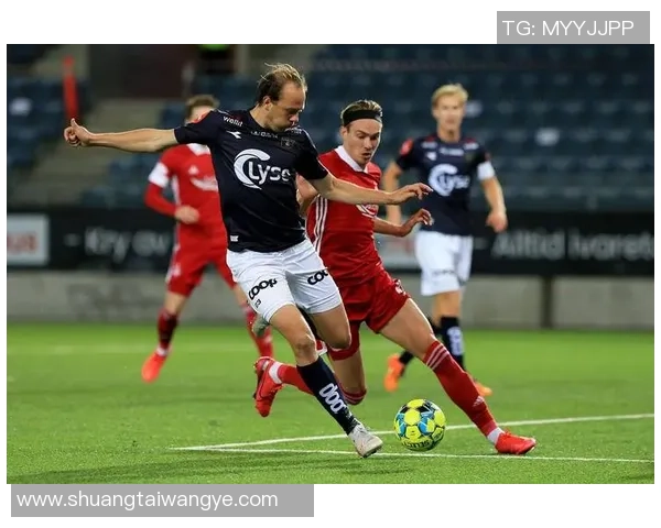 球星排列组合与足球战术深度解析：影响比赛胜负的关键因素